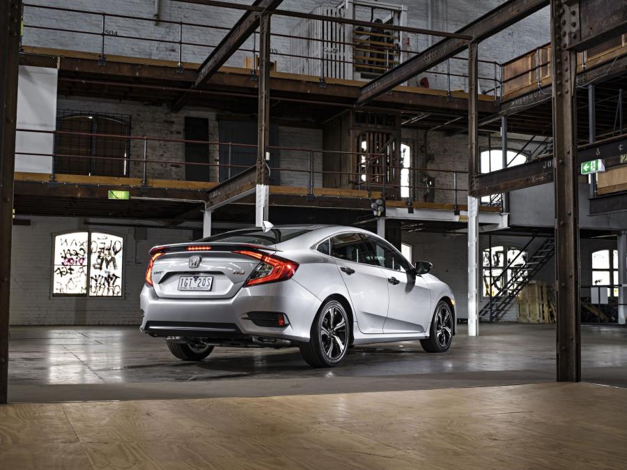  Honda Civic Sedan RS 2016 года  (AU) (фото 26 из 31)